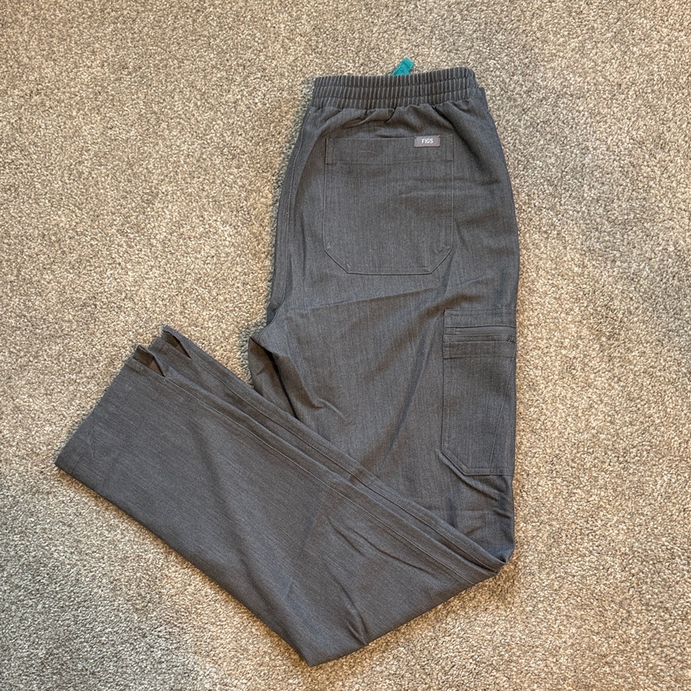FIGS Heather gray tapered leg scrub pants
